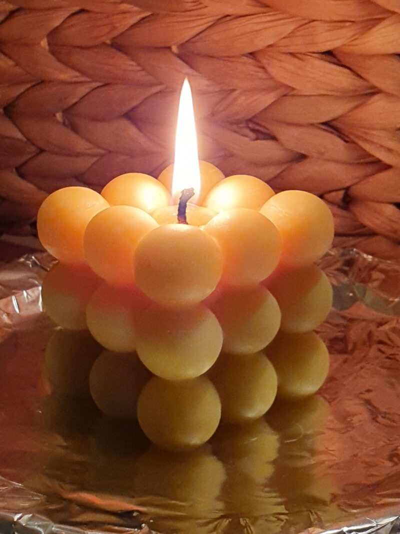 beeswax bubble candle